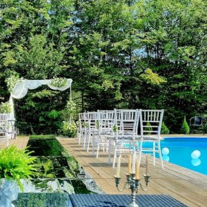 Decor Floral – Cununie în Aer Liber